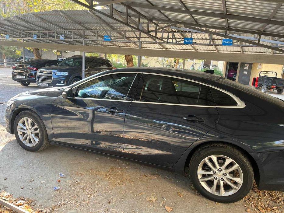 Продам Малибу Premier Парламент 2018 года