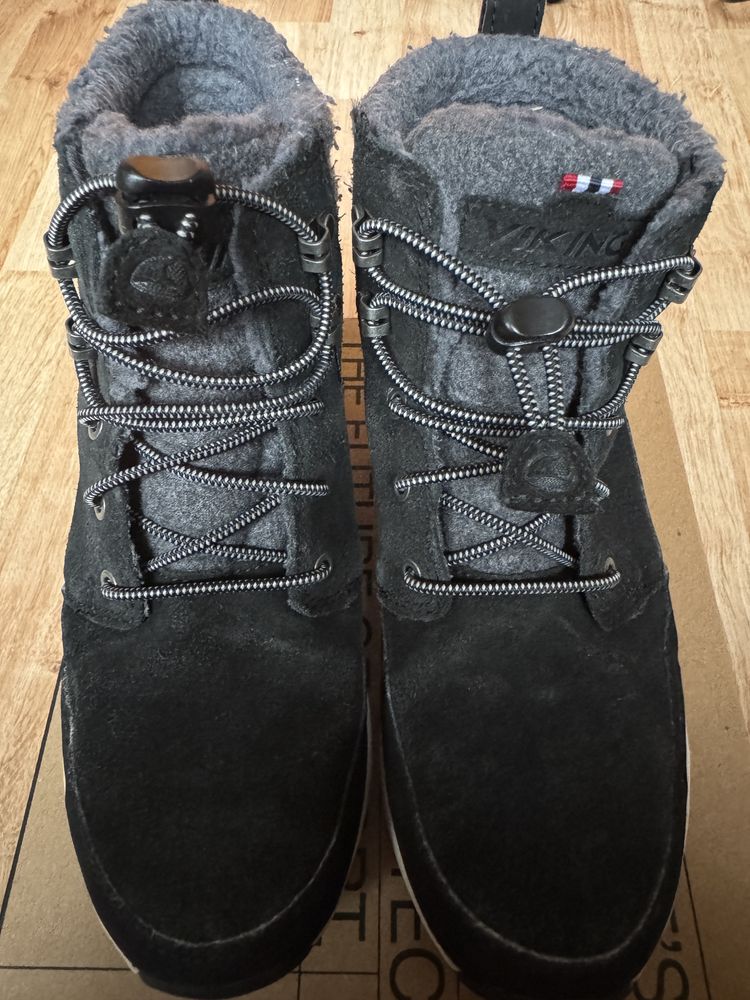 Детски ботушки Viking и Nike