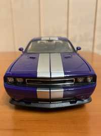 Macheta auto Dodge Challenger, 1/24, Welly