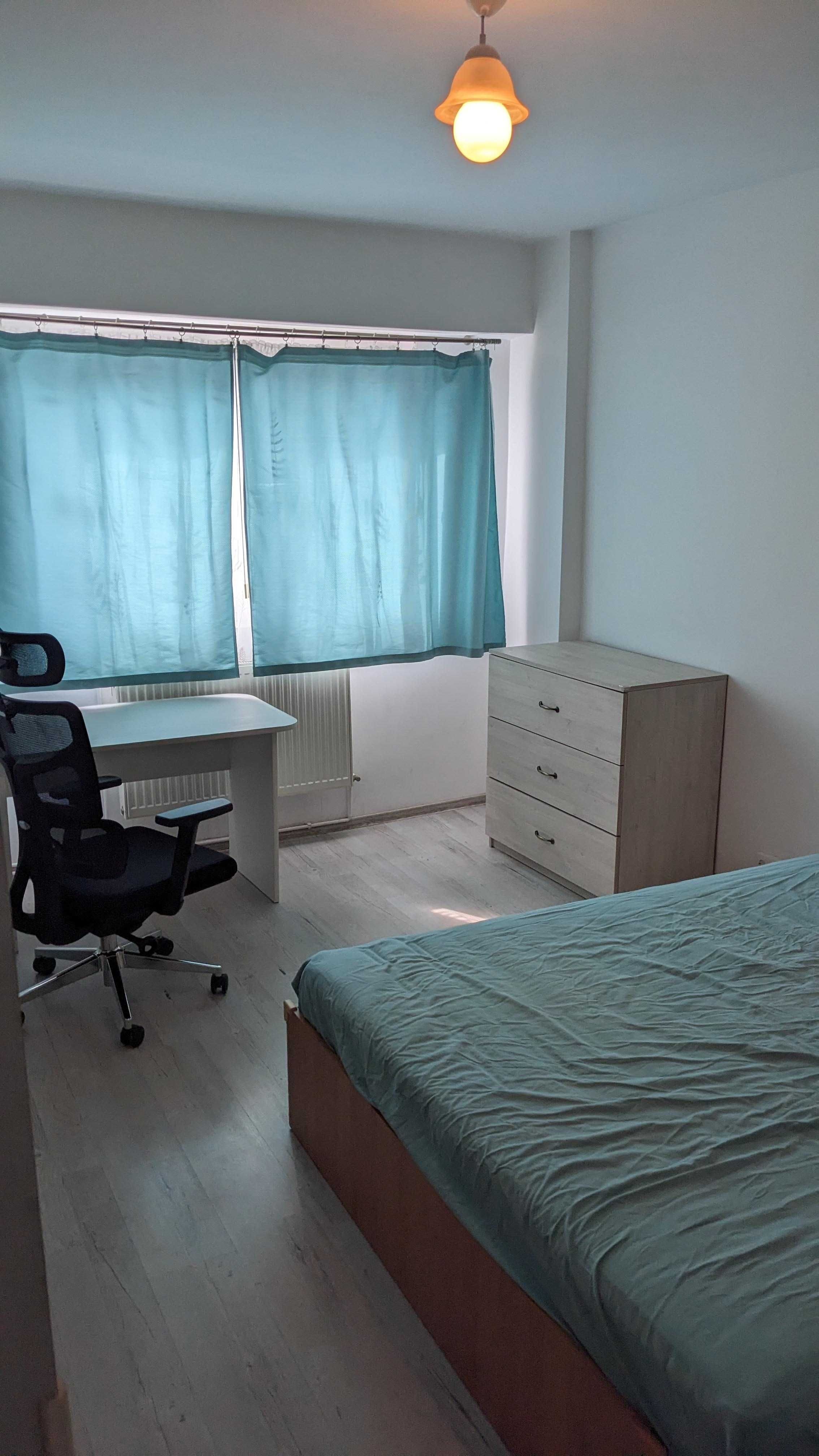 Inchiriez apartament cu 2 camere in Valea Aurie