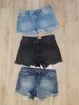Lot 3 perechi pantaloni scurți 38