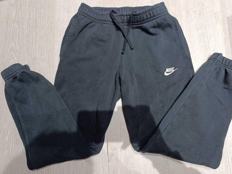 Pantaloni Nike sport/joggers negri, mărimea S
