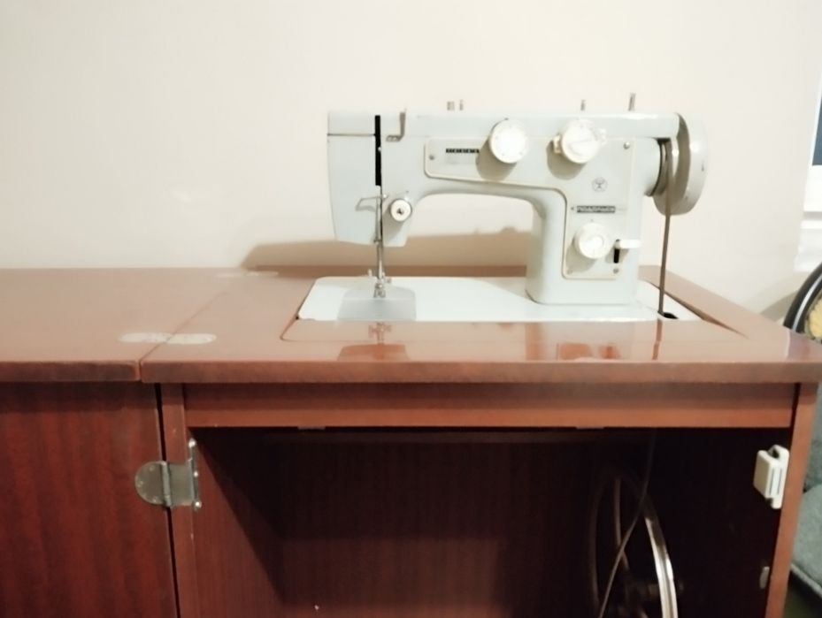 Швейная машина Подольск