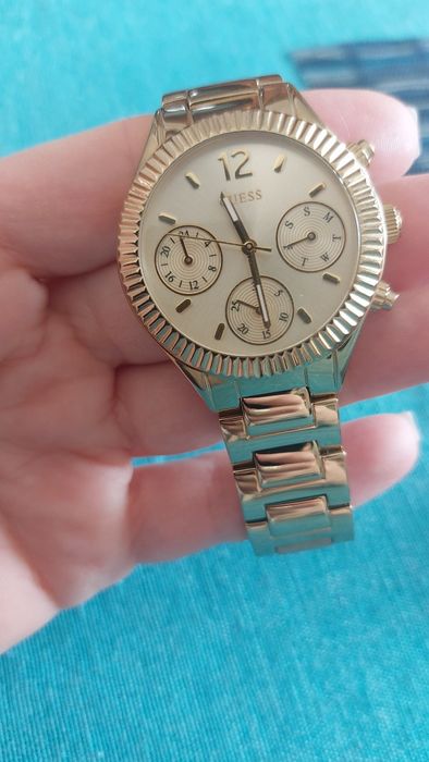 Ceas de dama Guess