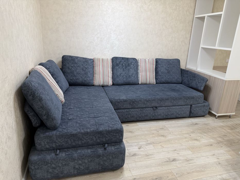 Продам диван угловой, в хорошем состоянии!