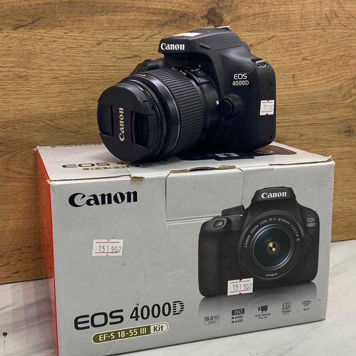 СВ47 / Цифровой фотоаппарат Canon EOS 4000D / SK151902