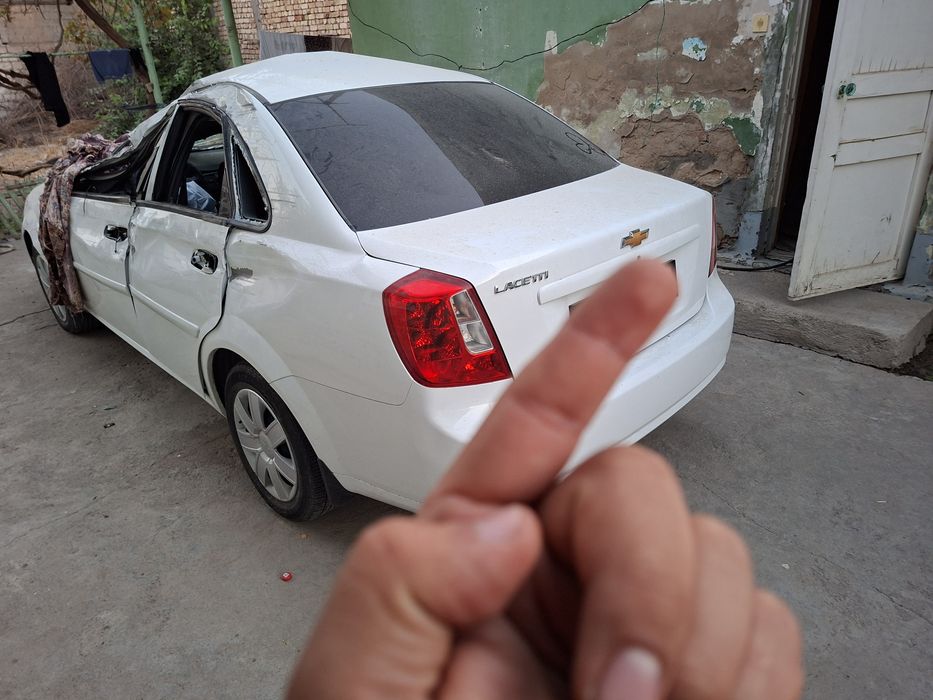 Jentra 2023 yil ishlab chiqarilgan rama sotiladi, faqat ramani uzi .