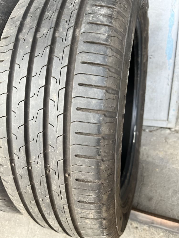2 бр. летни гуми 205/55/17 Continental DOT 4520 5,5 mm