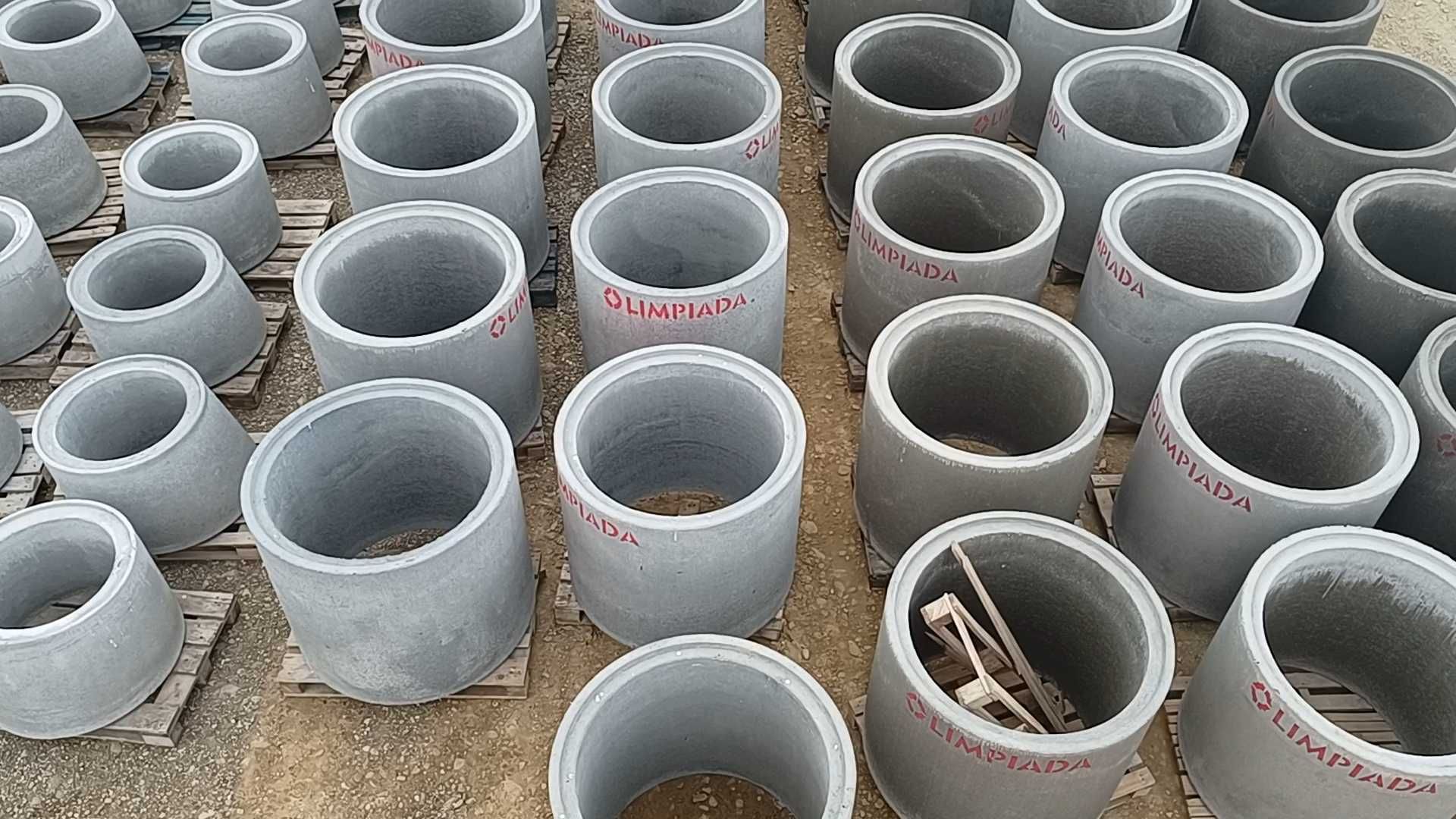 Vand tuburi beton fantana, podete