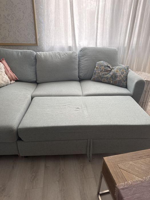 Синя холна гарнитура, диван