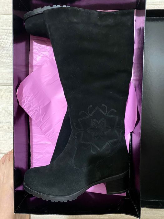 Продам зимние сапоги натуральные