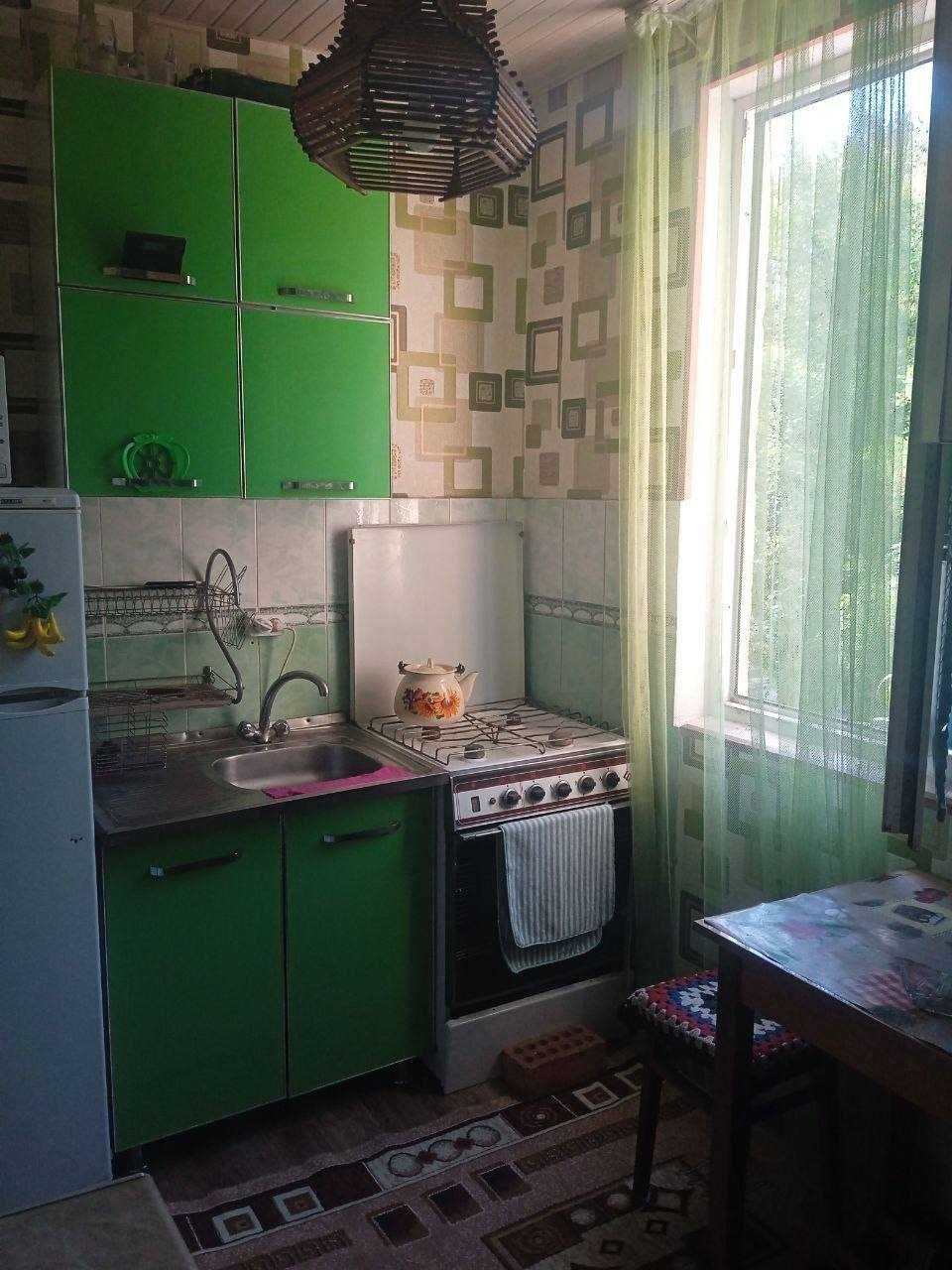 СРОЧНО !! Продается квартира в Яшнабаде 2/2/4 ( 48 кв/м ) Авиасозлар 3