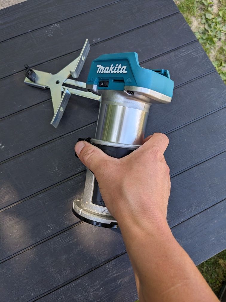 Freză Makita 18V Brushless 2024.11