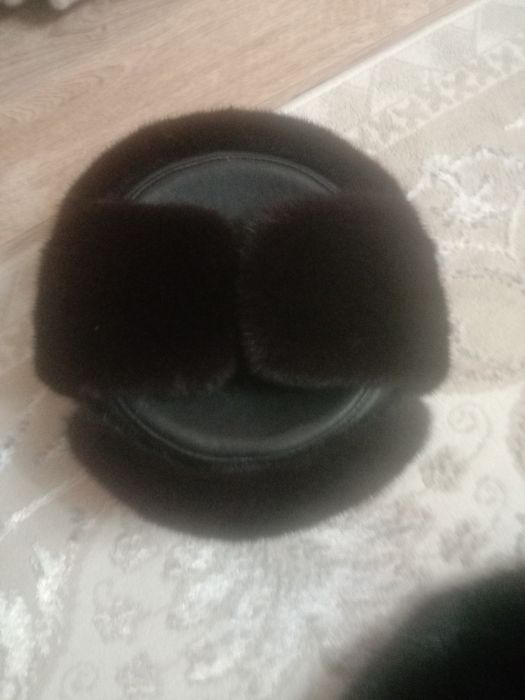 Дублёнка мужской и шапка норковую