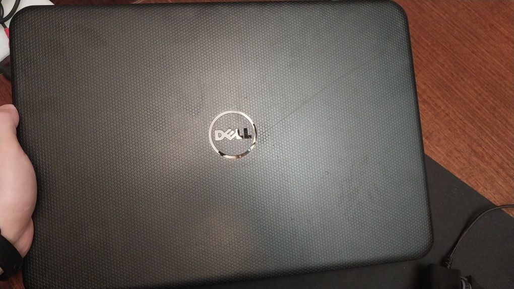 Продам ноутбук Dell Inspiron 3531