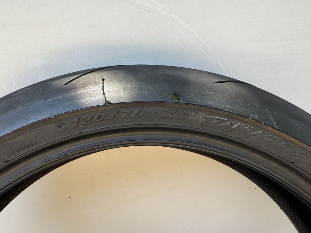 120/70/17 Pirelli supercorsa dot 2022