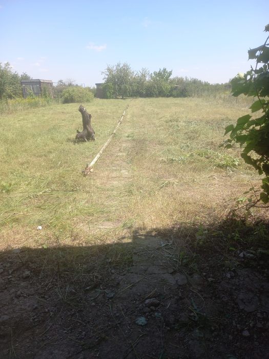 Продам дачный приватизированый ровный участок, 10 соток,.