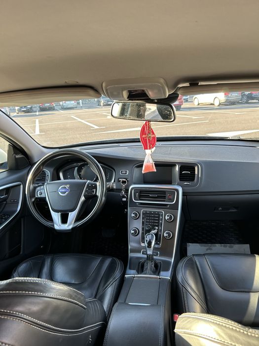 Volvo V60 Plug-In Hybrid