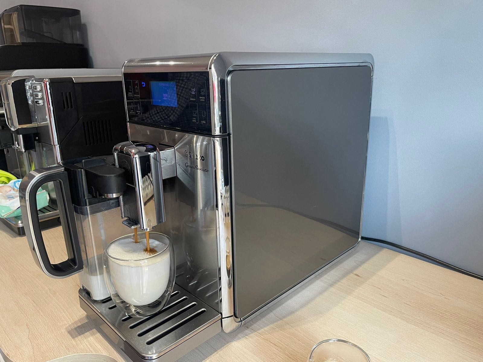 Саеко / Saeco Gran Baristo Кафемашина /Кафеавтомат с кана за мляко