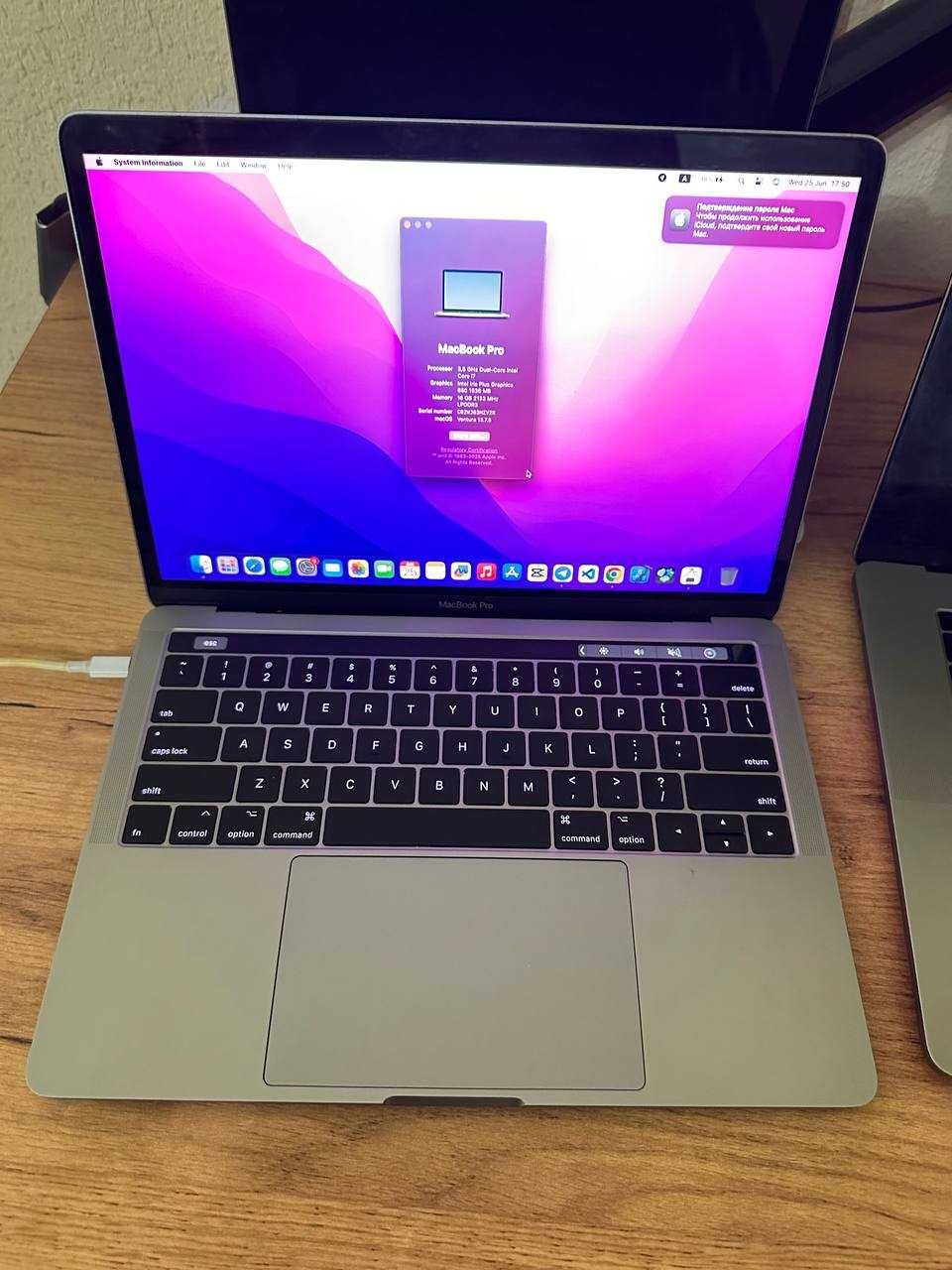 Macbook Prolar  sotiladi