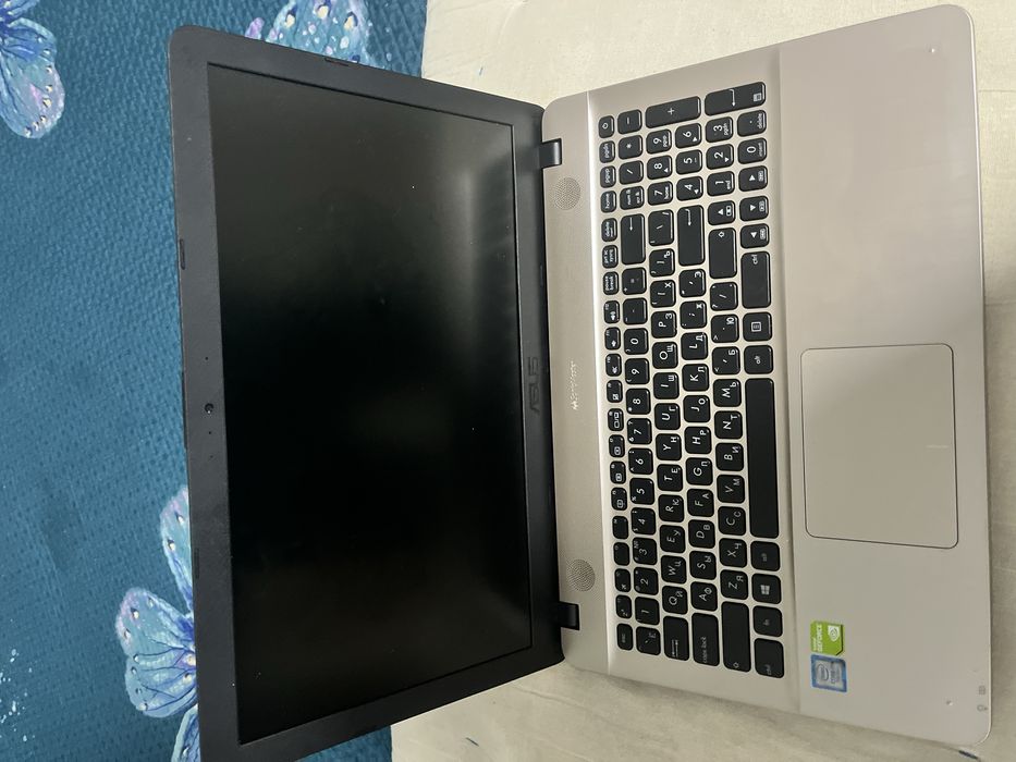 ноутбук asus core i7