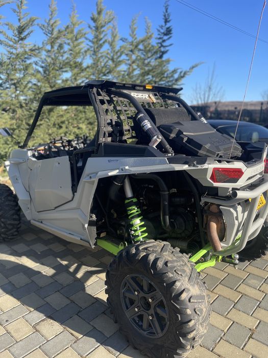polaris rzr xp 1000