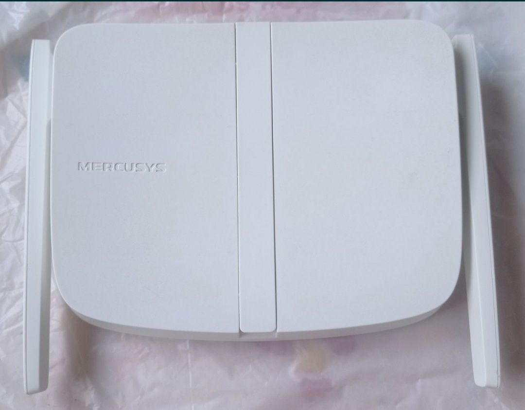 WiFi router Mercusys MW305R