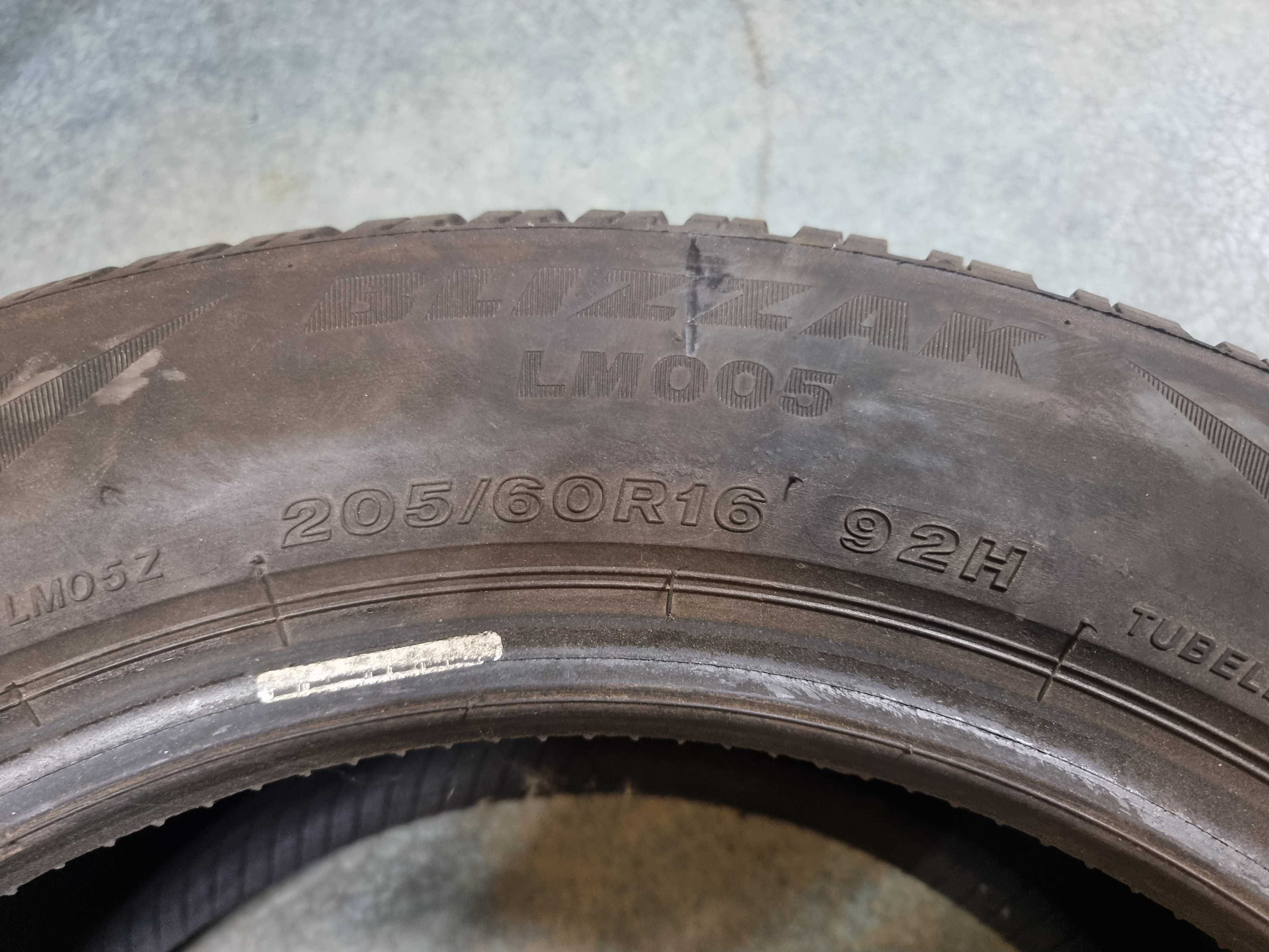 4бр зимни гуми bridgestone 205/60 R16 92H
