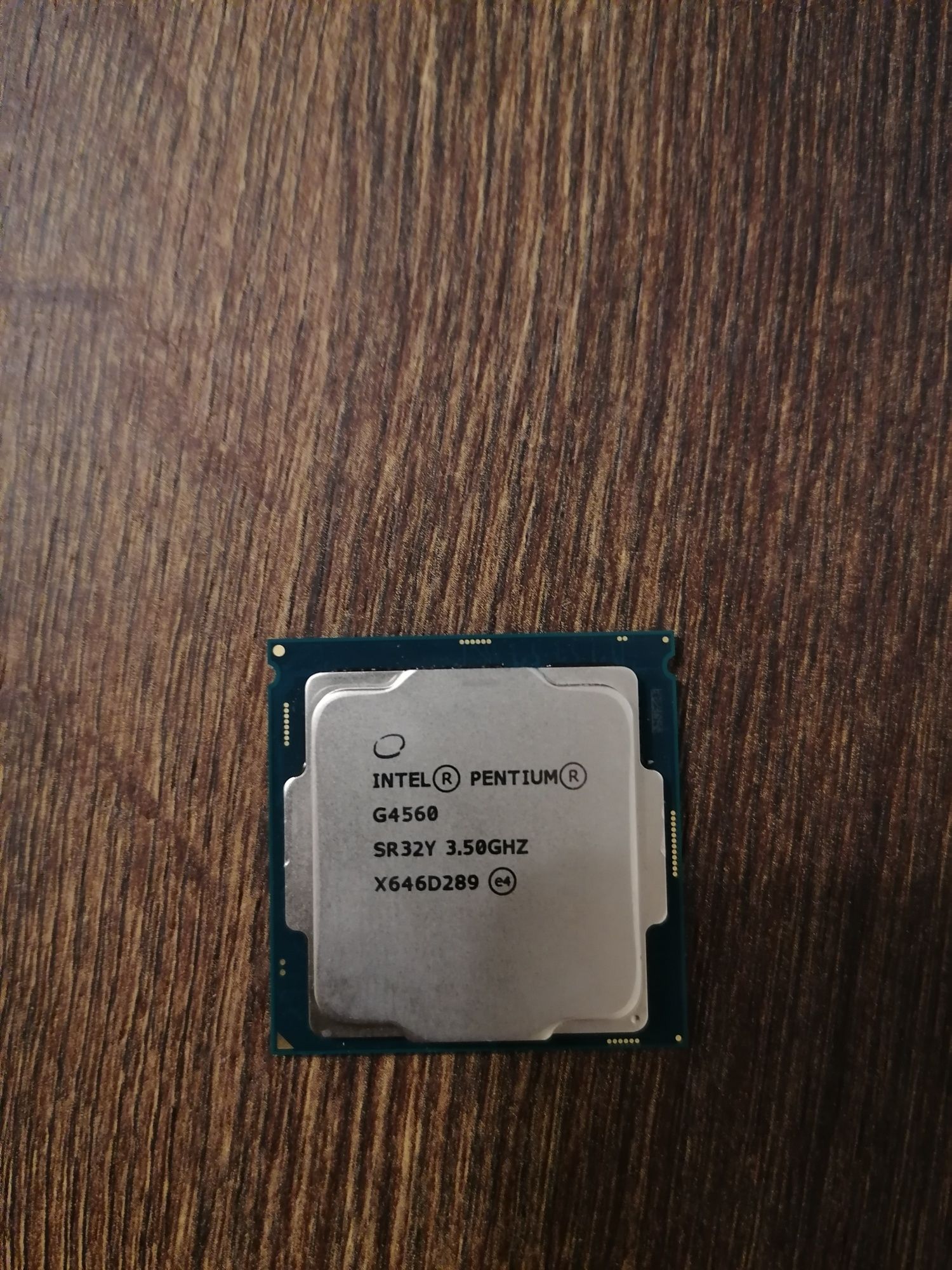 Procesor Intel Pentium G4560, Dual Core, 3.50GHz
Cod produ