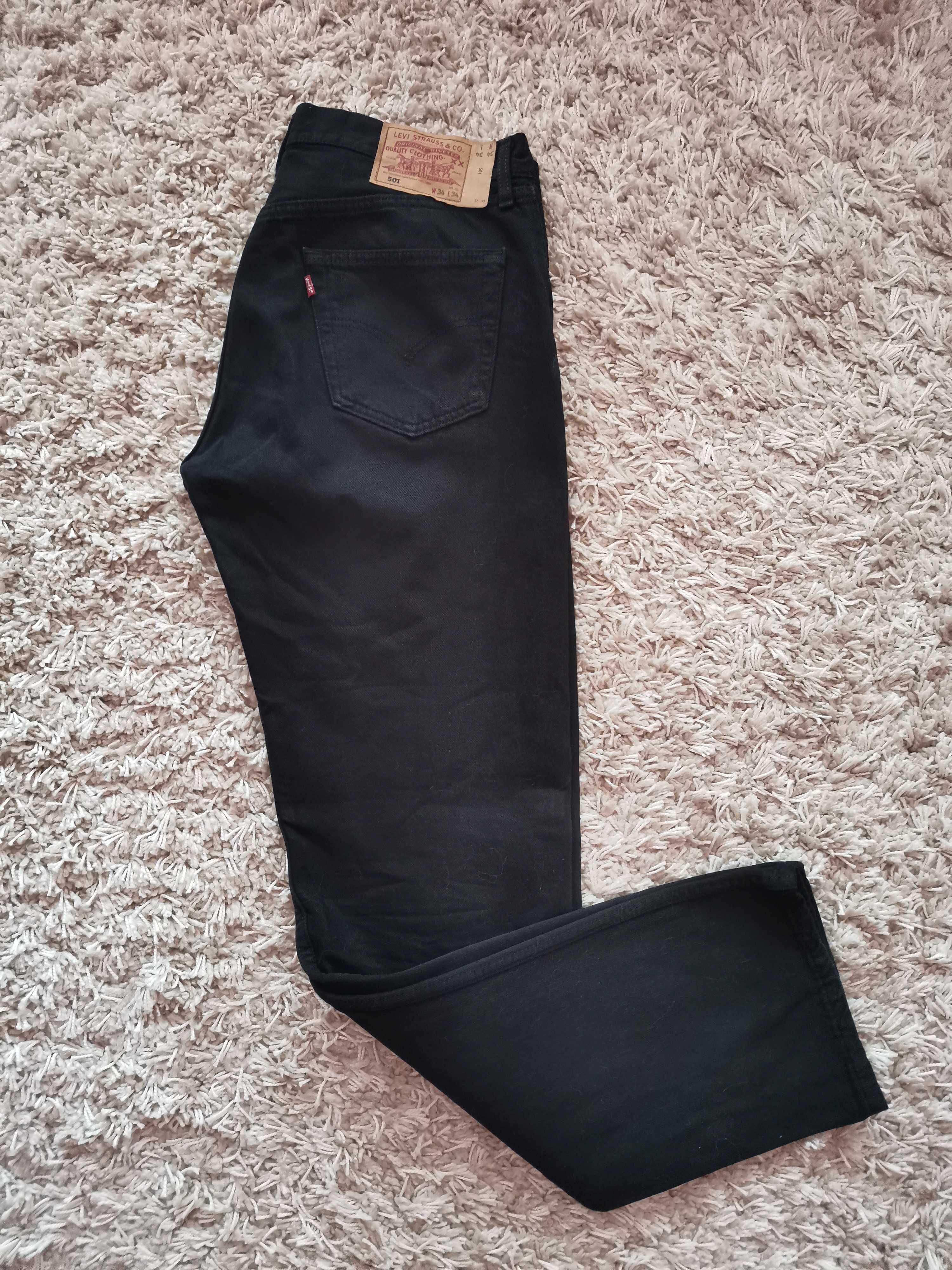 Отлични черни дънки Levis