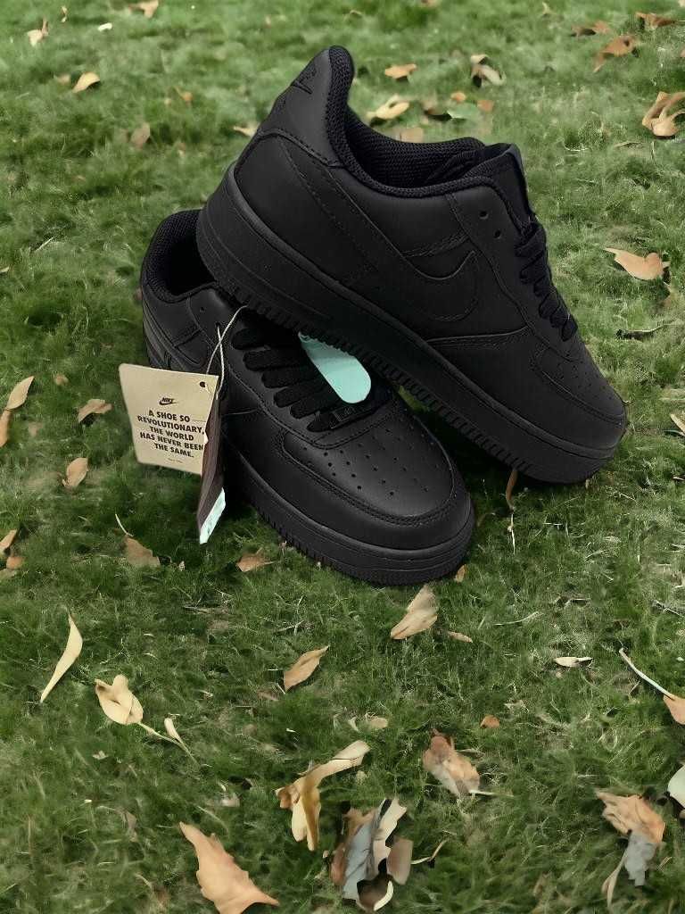 Adidasi Nike Air Force 1 Black / Noi cu eticheta