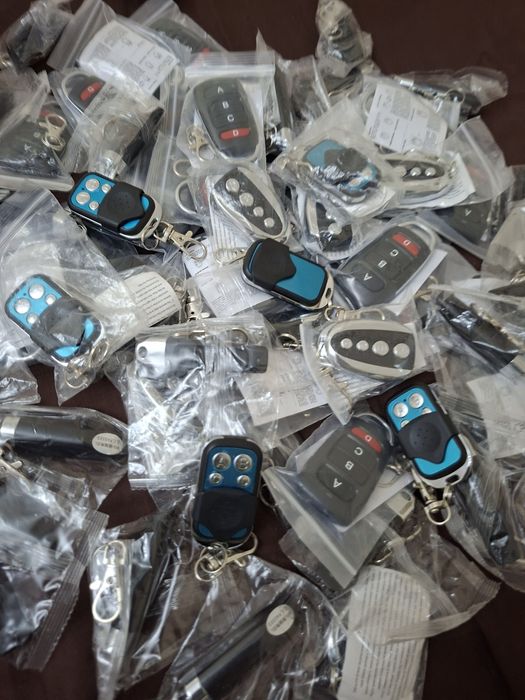 Пульт для шлагбаумов и ворот 500 тг самая низкая цена