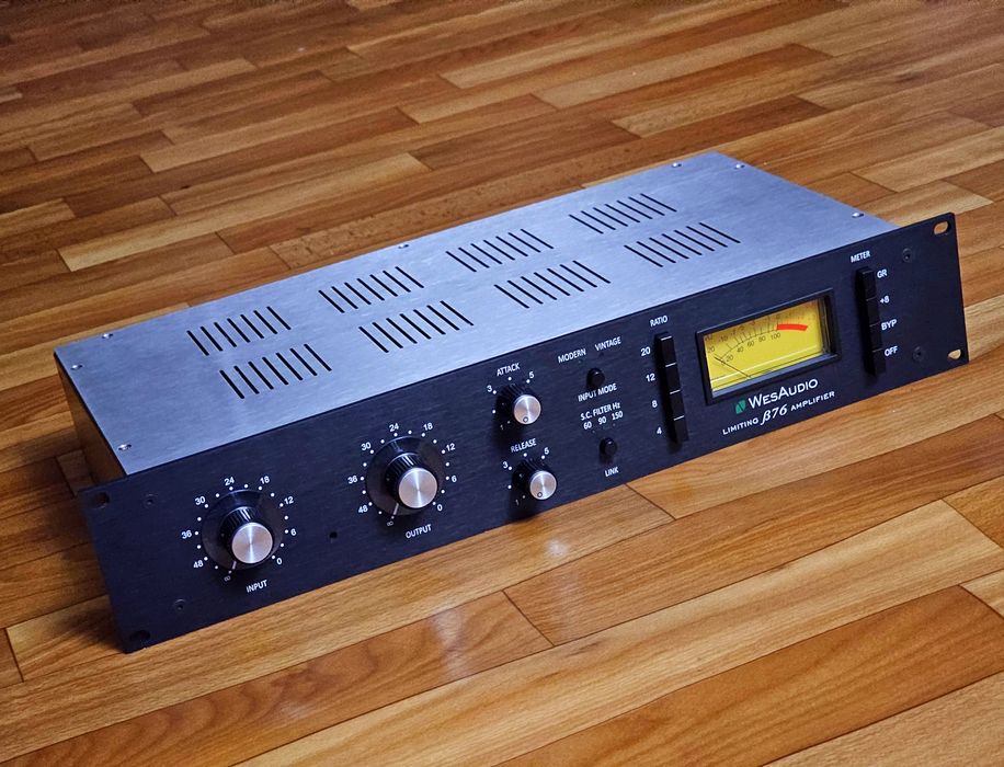 Одноканальный компрессор WES AUDIO BETA 76