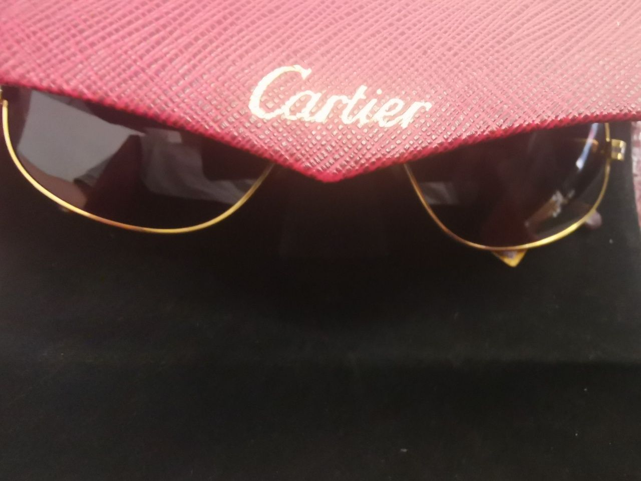 Продавам слънчеви очила Cartier