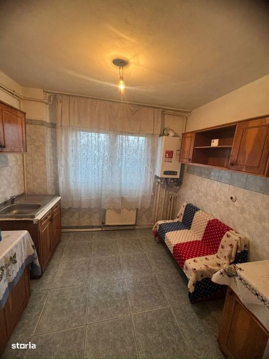 3 camere etaj 2, bloc solid cu adapost antiaerian 89.000Euro!