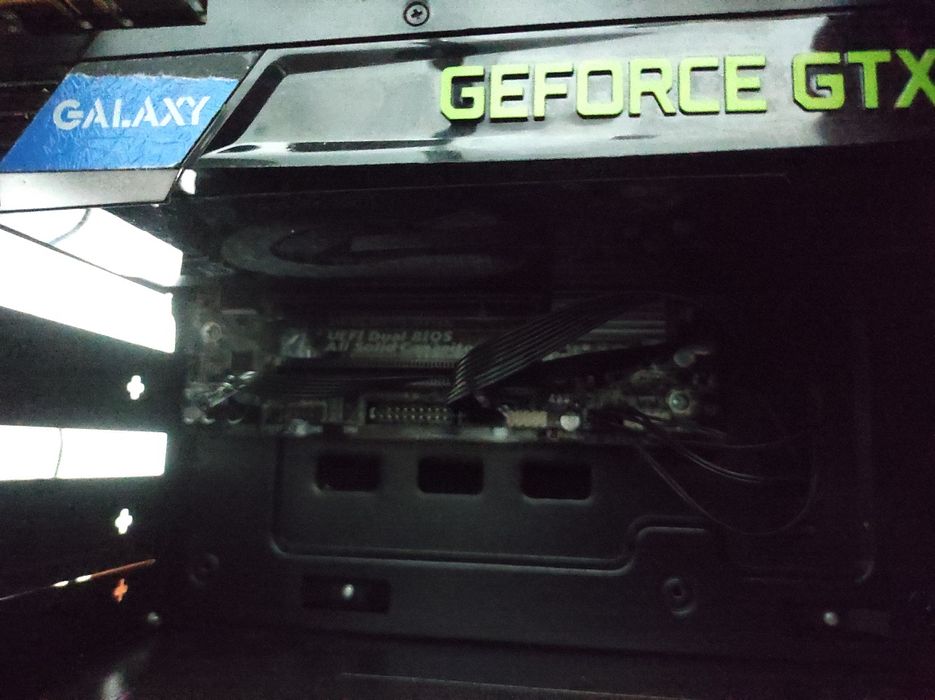 Gtx 680 2GB Videokarta sirochna sotiladi