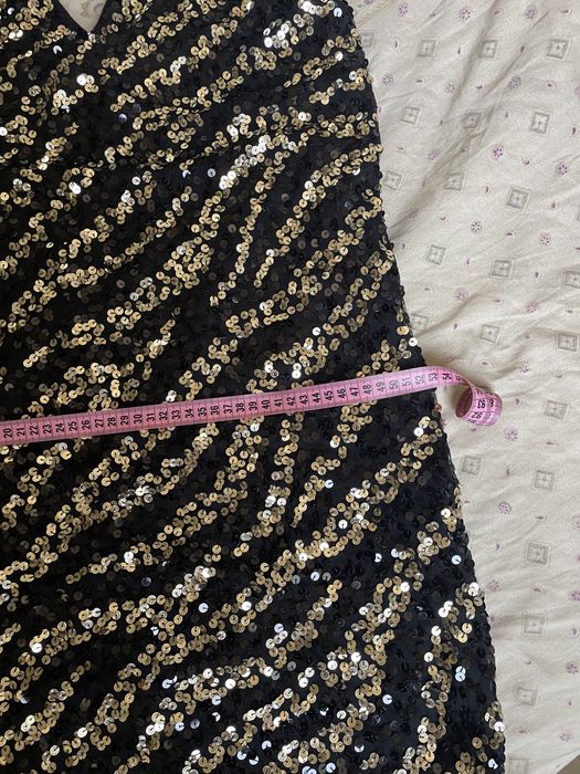 Рокля с пайети Mango