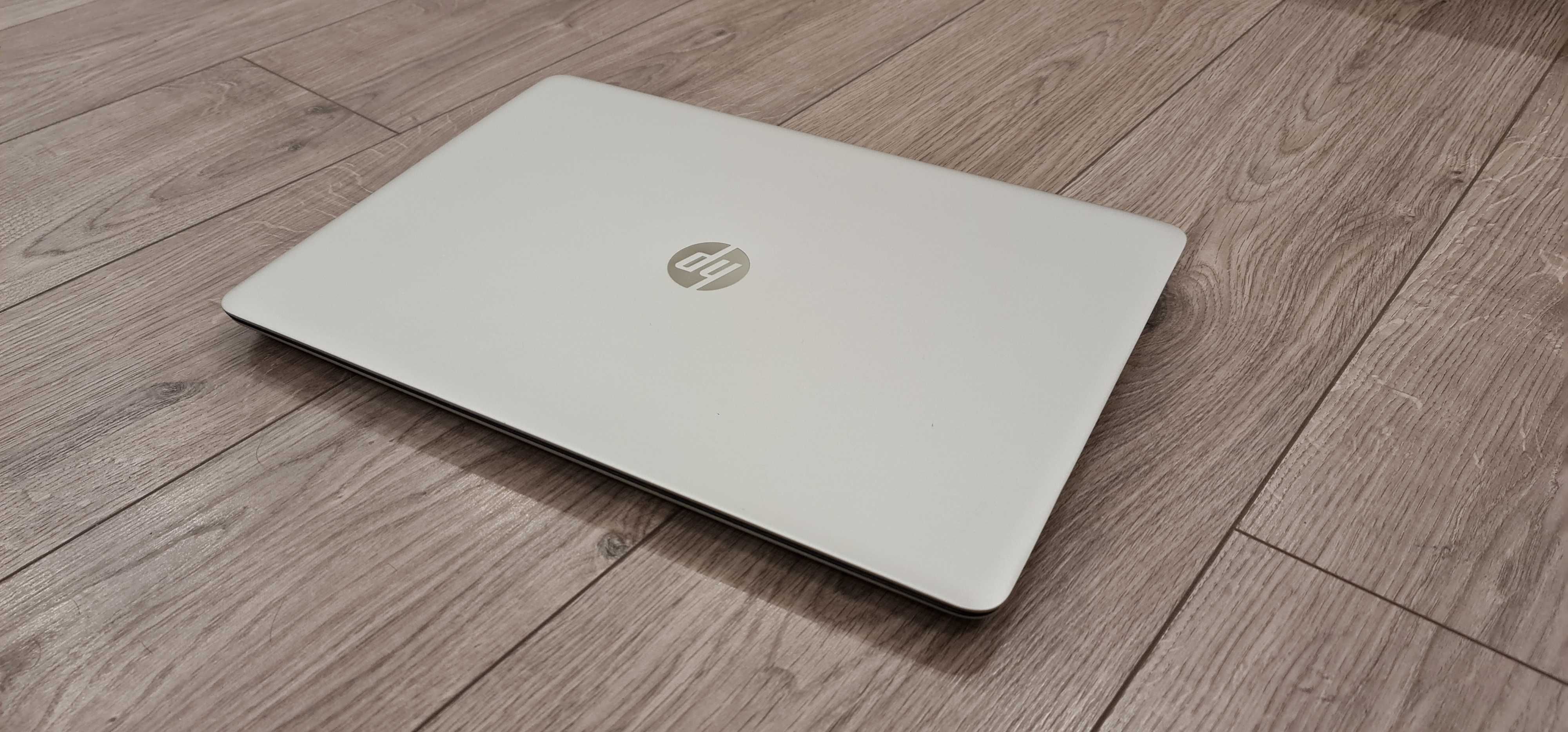 laptop performant HP pavilion ,intel core i7 ,video 4 GB , 17,3 inch