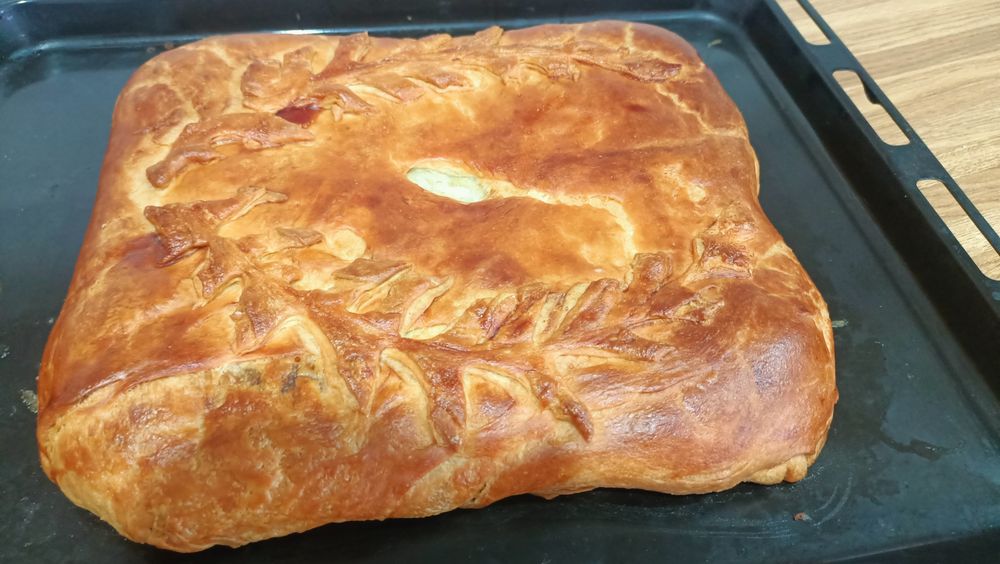 Печем  мясные пироги