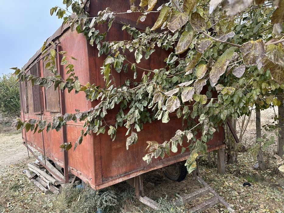 Vagon sotiladi 1400$