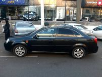 Авто Инстуктор обучает вождению
