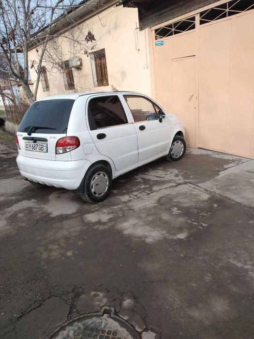 Uy sotiladi,hovli-joy.