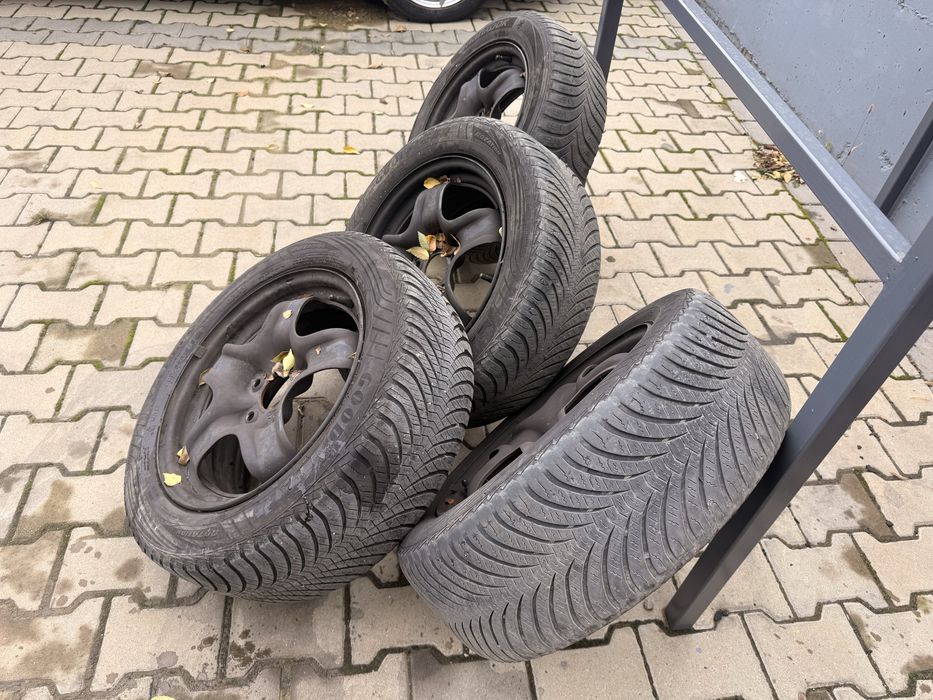 Jante 16” tabla originale Renault anvelope all season capace originale