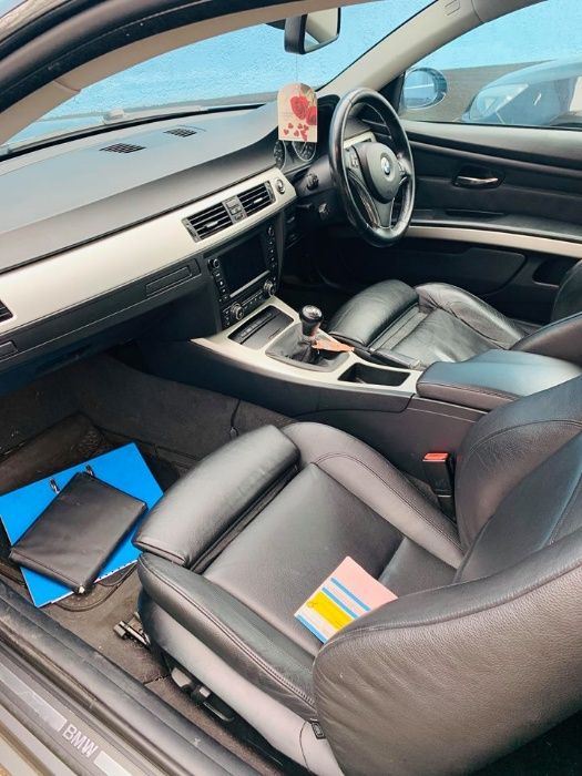 Продавам BMW 335 , 330