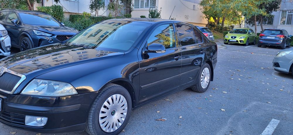 Vând Sau schimb Skoda Octavia2 Diesel 1.9 Anul 2008 full Opțiuni Acte