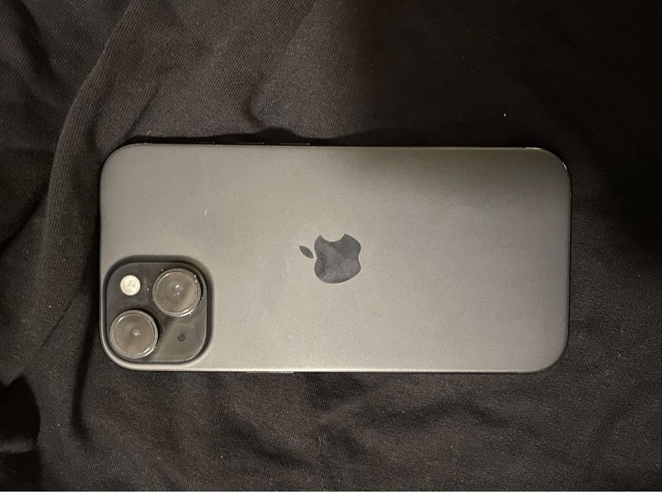 Продаю iPhone 15 в идеале без ремонта