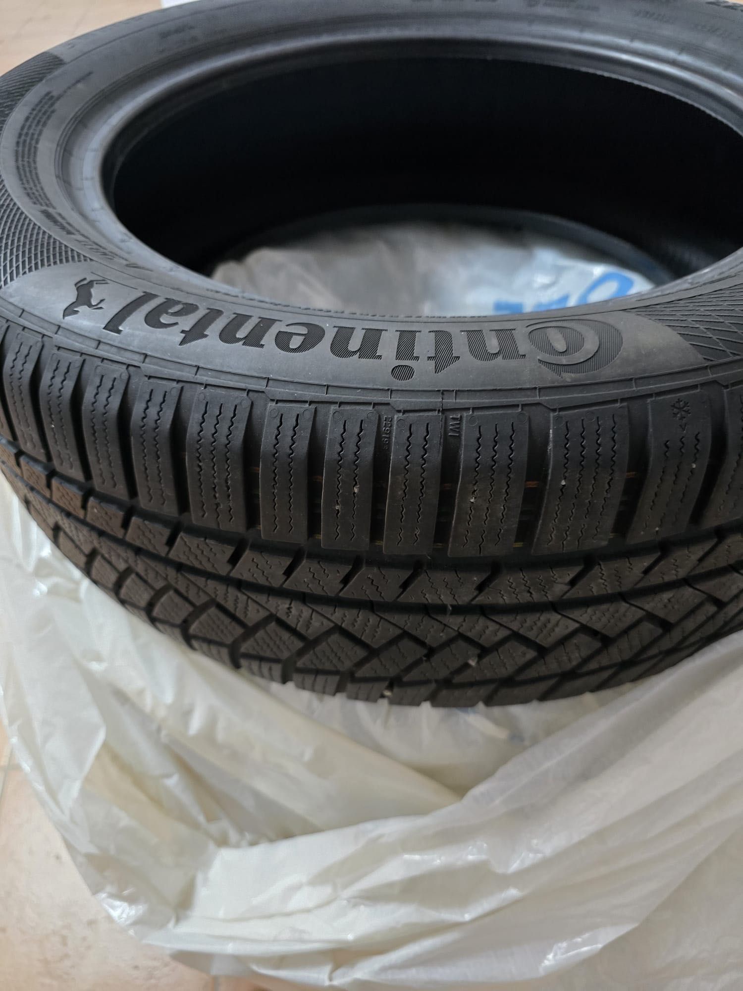 Anvelope iarna 225/55 R17