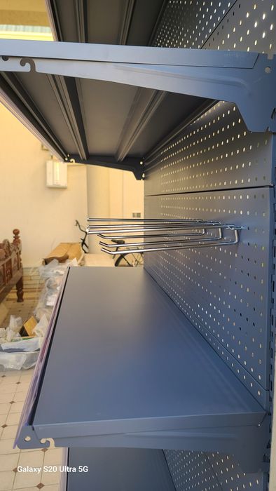 Gondola stelyaji magazinlar uchun