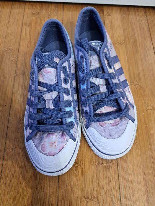 Adidas дамски маратонки