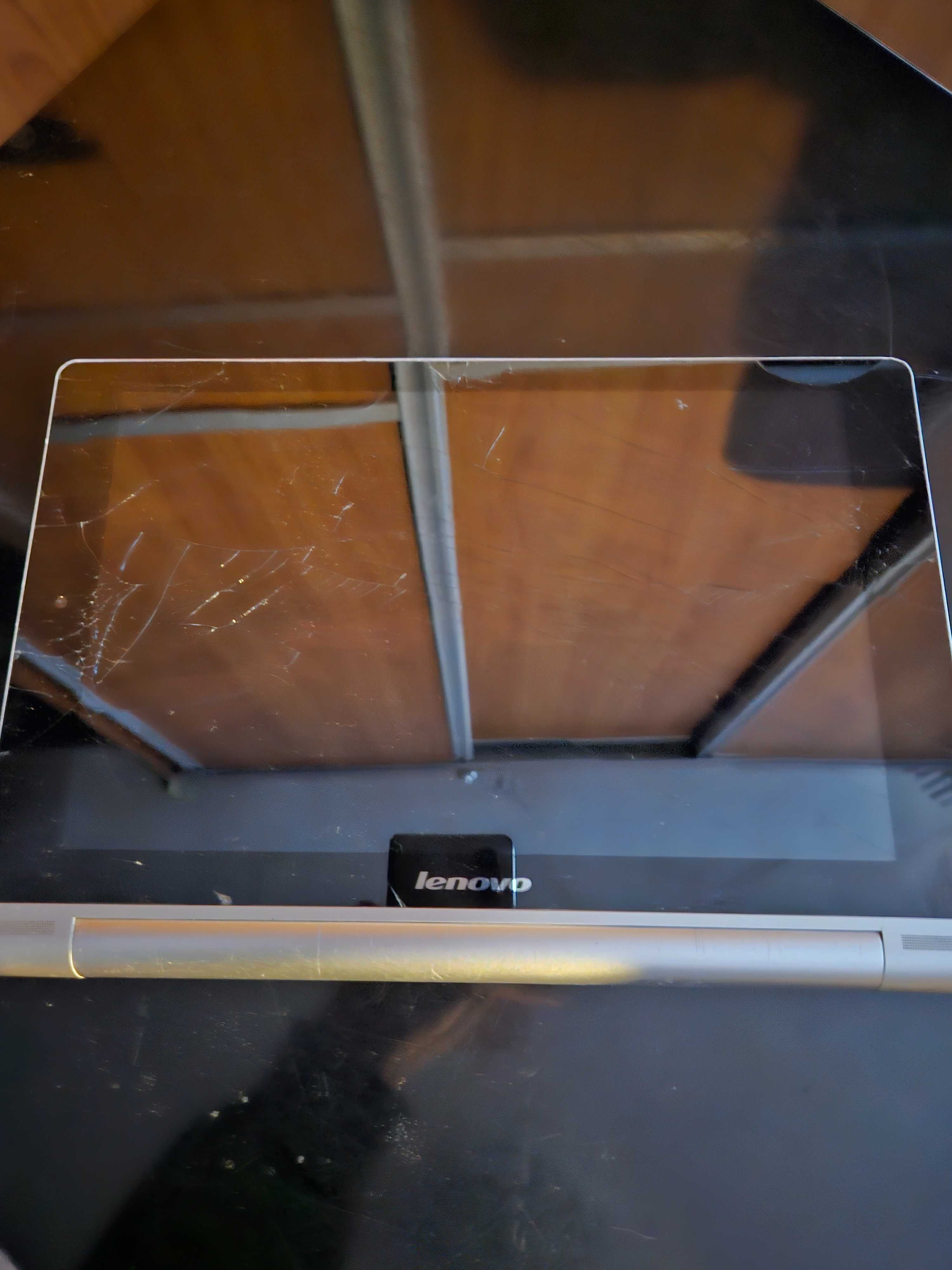 Таблет Lenovo  ,спукан екран 200лв.